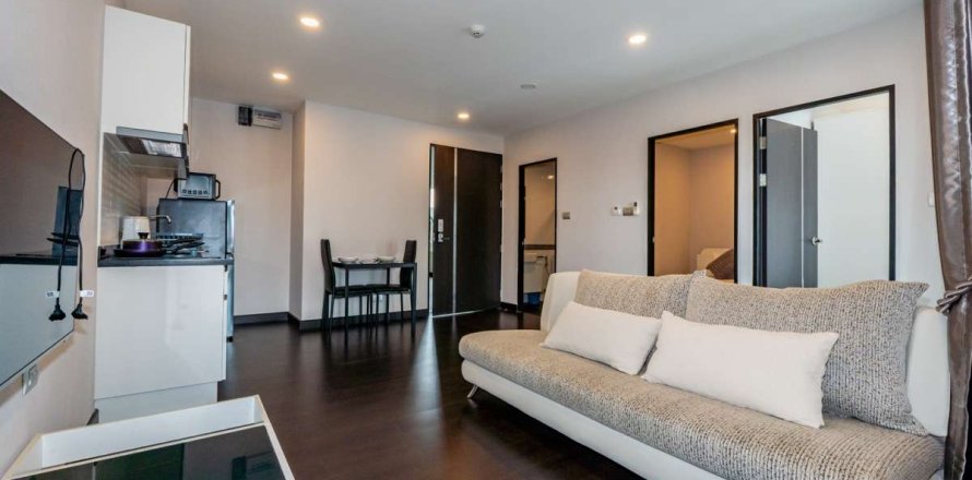 Condominio de 2 dormitorios en Chiang Mai, Tailandia № 220502
