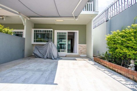 Casa de 2 dormitorios en Chiang Mai, Tailandia № 220499 - foto 3