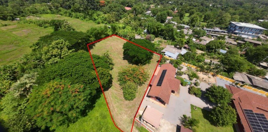 Terreno en Chiang Mai, Tailandia № 220501