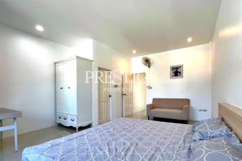 Casa de 2 dormitorios en Pattaya, Tailandia № 209063 - foto 6
