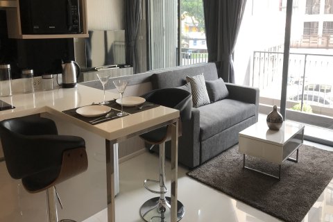Eigentumswohnung in Watthana, Bangkok, Thailand, 1 Schlafzimmer № 200715 - Foto 11