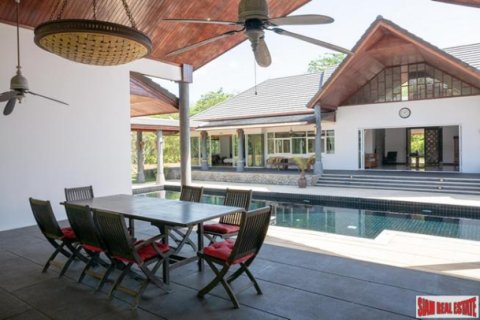 Chalet de 6 dormitorios en Pa Klok, Tailandia № 202546 - foto 4