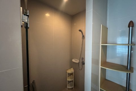 Condominio de 2 dormitorios en Watthana, Bangkok, Tailandia № 154700 - foto 19
