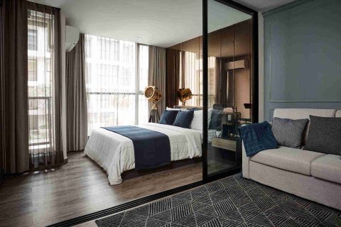 Condominio de 1 dormitorio en Thonburi, Bangkok, Tailandia № 208801 - foto 6
