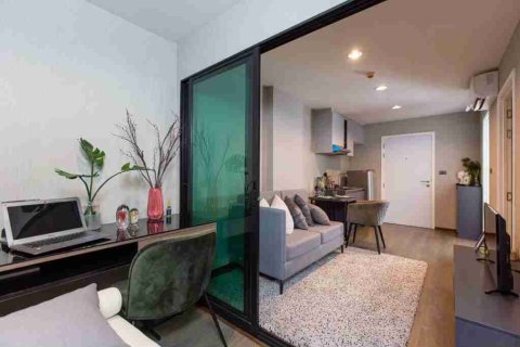 Condominio de 1 dormitorio en Bangkok, Tailandia № 208797 - foto 14
