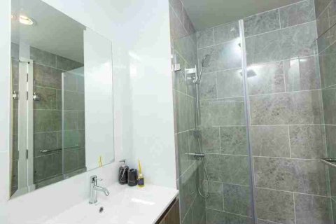 Condominio de 1 dormitorio en Bangkok, Tailandia № 208797 - foto 16