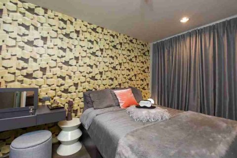 Condominio de 1 dormitorio en Bangkok, Tailandia № 208797 - foto 15