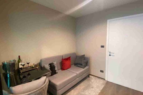 Condominio de 1 dormitorio en Bangkok, Tailandia № 208796 - foto 6