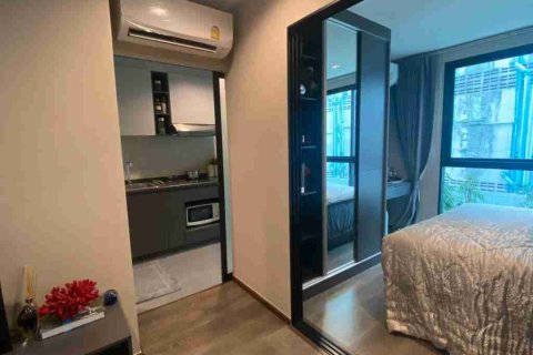 Condominio de 1 dormitorio en Bangkok, Tailandia № 208796 - foto 9