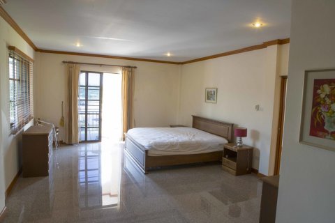 Casa de 4 dormitorios en Hua Hin, Tailandia № 66823 - foto 10
