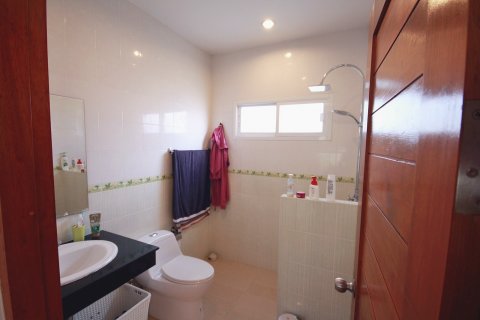 Casa de 3 dormitorios en Hua Hin, Tailandia № 66824 - foto 4