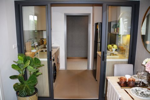 Condominio de 1 dormitorio en Bangkok, Tailandia № 66822 - foto 3