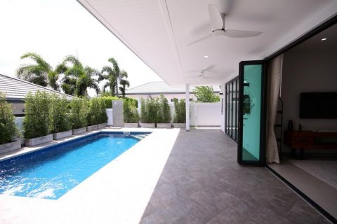 Casa de 3 dormitorios en Hua Hin, Tailandia № 66825 - foto 4