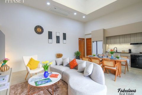 Chalet de 3 dormitorios en Chalong, Tailandia № 179424 - foto 4