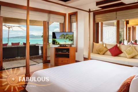 Chalet de 5 dormitorios en Bang Tao, Tailandia № 179422 - foto 3