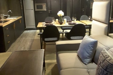 Condominio de 2 dormitorios en Bangkok, Tailandia № 144049 - foto 5