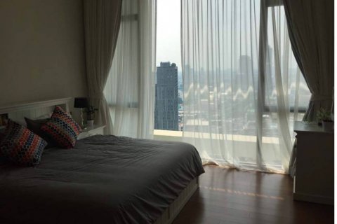 Condominio de 3 dormitorios en Sathon, Bangkok, Tailandia № 144047 - foto 4