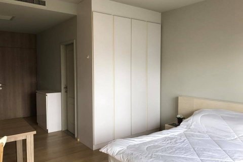 Estudio en el condominio en Bangkok, Tailandia № 144044 - foto 4
