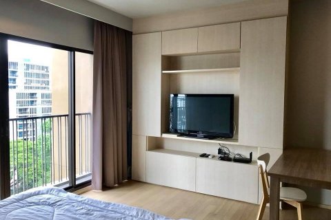 Estudio en el condominio en Bangkok, Tailandia № 144044 - foto 3