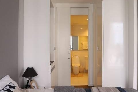 Condominio de 1 dormitorio en Yan Nawa, Bangkok, Tailandia № 144045 - foto 12