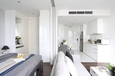 Condominio de 1 dormitorio en Yan Nawa, Bangkok, Tailandia № 144045 - foto 5