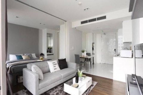Condo à Yan Nawa, Bangkok, Thaïlande, 1 chambre  № 144045