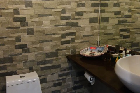 Estudio en el condominio en Bangkok, Tailandia № 144046 - foto 8