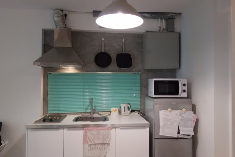Estudio en el condominio en Bangkok, Tailandia № 144046 - foto 5