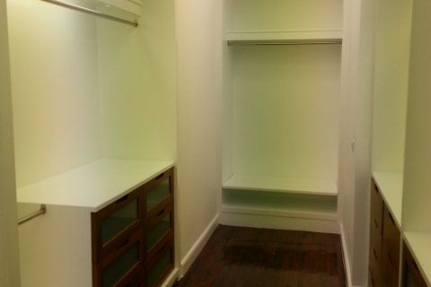 Condominio de 5 dormitorios en Bangkok, Tailandia № 144043 - foto 16