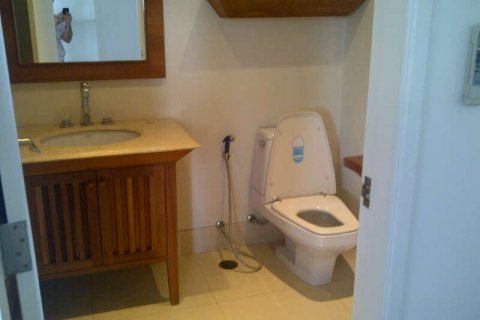 Condominio de 5 dormitorios en Bangkok, Tailandia № 144043 - foto 19