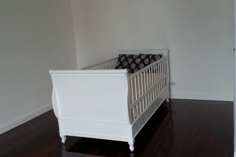 Condominio de 5 dormitorios en Bangkok, Tailandia № 144043 - foto 14