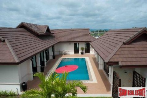 Chalet de 3 dormitorios en Hua Hin, Tailandia № 214173