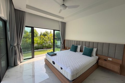 Chalet de 3 dormitorios en Hua Hin, Tailandia № 169740 - foto 8