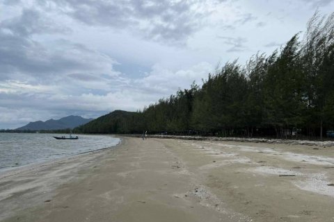 Terreno en Prachuap Khiri Khan, Tailandia № 134693 - foto 2