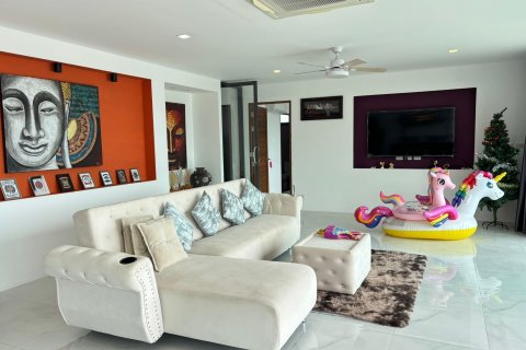 Chalet de 5 dormitorios en Ko Samui, Tailandia № 144701 - foto 11