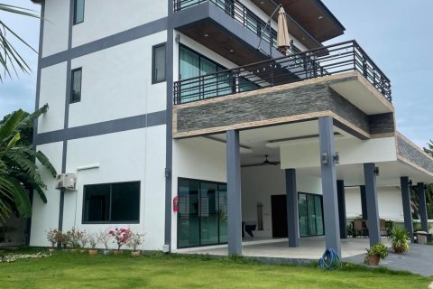 Villa à Ko Samui, Thaïlande 5 chambres № 144701