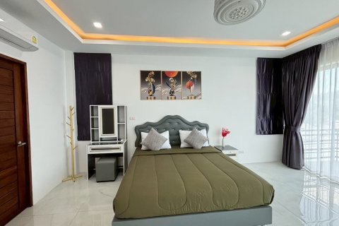 Chalet de 5 dormitorios en Ko Samui, Tailandia № 144701 - foto 28