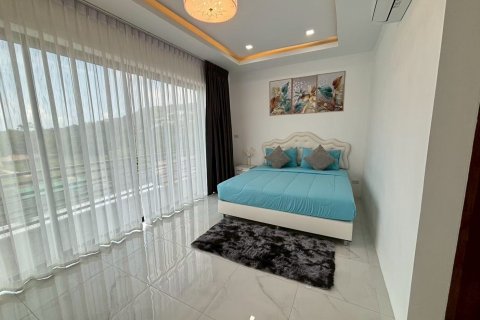 Chalet de 5 dormitorios en Ko Samui, Tailandia № 144701 - foto 26