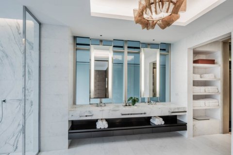 Condominio de 4 dormitorios en Bangkok, Tailandia № 180898 - foto 5