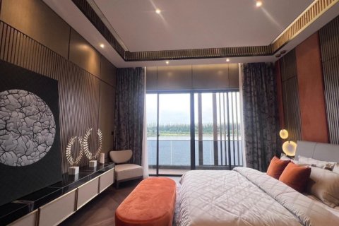 Casa de 5 dormitorios en Bangkok, Tailandia № 180900 - foto 15
