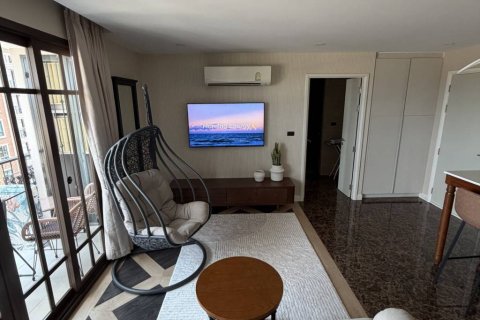 Condominio de 2 dormitorios en Pattaya, Tailandia № 172813 - foto 5