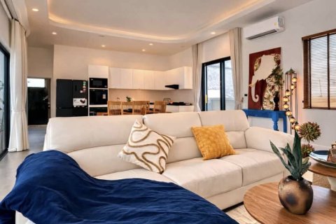 Chalet de 3 dormitorios en Hua Hin, Tailandia № 172809 - foto 3