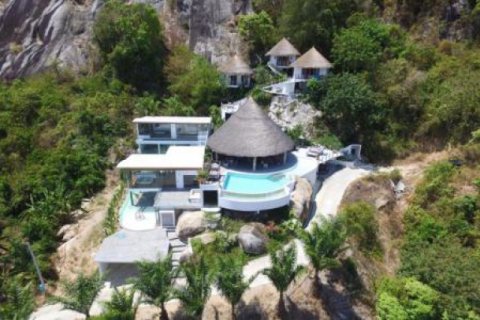 Chalet de 4 dormitorios en Surat Thani, Tailandia № 202936