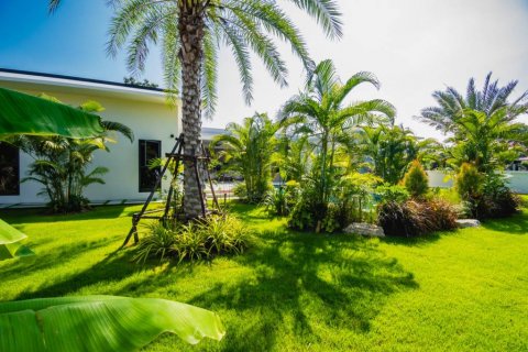 Casa de 2 dormitorios en Hua Hin, Tailandia № 115196 - foto 5
