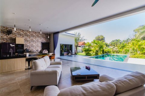 Casa de 2 dormitorios en Hua Hin, Tailandia № 115196 - foto 6