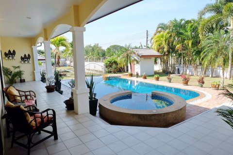 Estudio en Chonburi, Tailandia № 53711 - foto 28