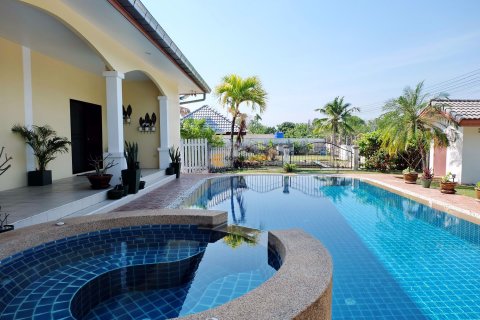 Estudio en Chonburi, Tailandia № 53711 - foto 25