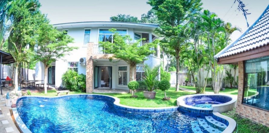 Casa de 7 dormitorios en Pattaya, Tailandia № 42293