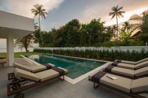 Casa de 7 dormitorios en Ko Samui, Tailandia № 180911 - foto 15