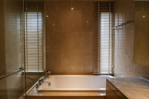 Condominio de 2 dormitorios en Bangkok, Tailandia № 180909 - foto 15